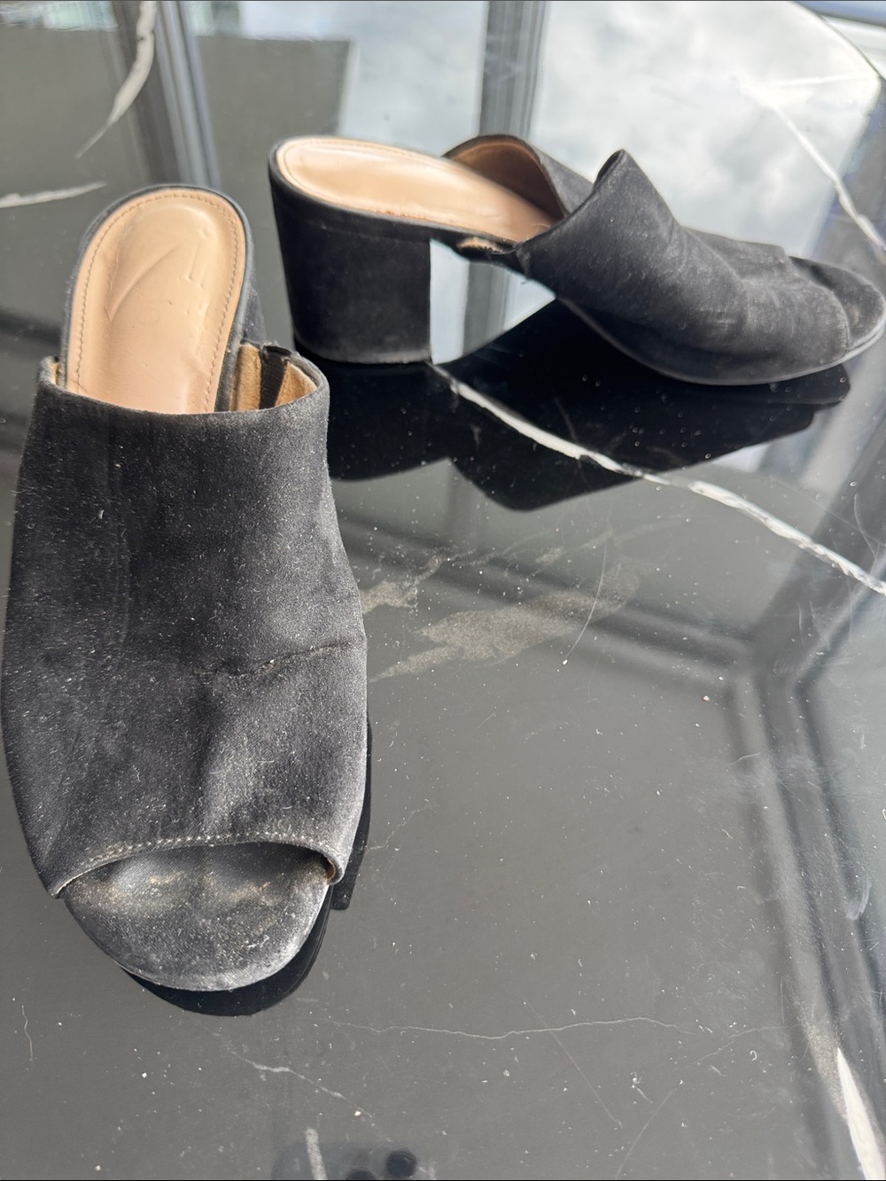 Women’s Black Suede Open-Toe Block Heel Mules